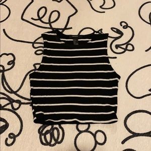 Black and white stripe crop tank